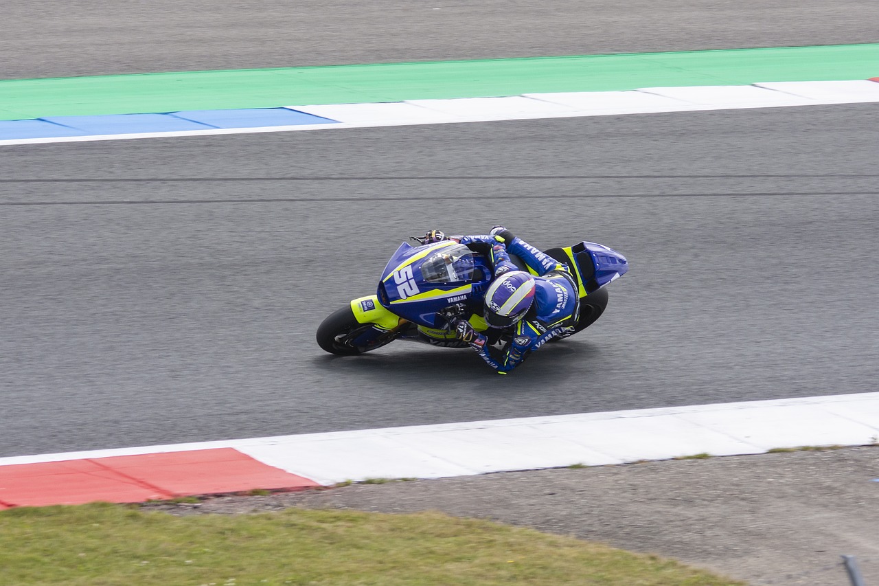 相辅相成 相辅相成